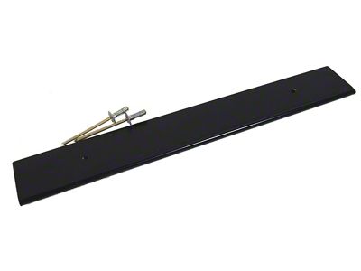 1968-1977 Corvette Weatherstrip Retainer Door Glass Rear Vertical - Coupe