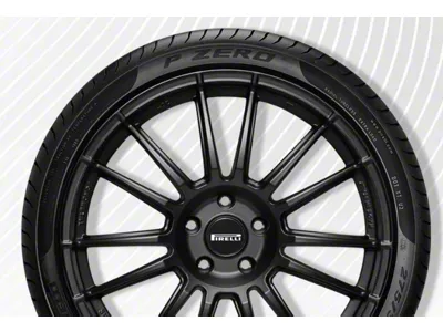 Pirelli P Zero PZ4 Luxury Run-Flat Tire (275/40R20)