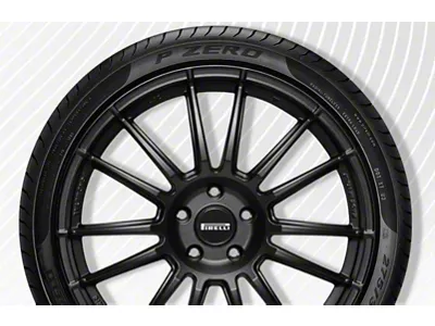Pirelli P Zero PZ4 Sport Tire (305/30R21)